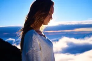 woman 1869158 1280